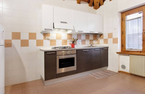 Baselga di Pine Apartment | Apartment 'Casa Pòlse' with Mountain View, Shared Garden and Wi-Fi