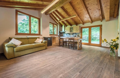 Ville del Monte Apartment | Apartment Casa al Mulino with Mountain View, Wi-Fi & Garden