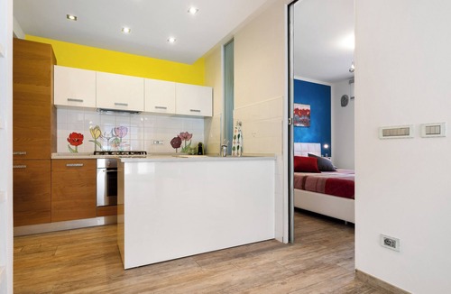 Roncone Apartment | Apartment 'Casa Delle Fate Piano Terra' with Mountain View, Private Garden and Wi-Fi