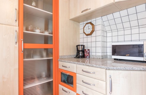 Pietramurata Apartment | Apartment “Casa Jasmina” with Mountain View, Wi-Fi, Terrace & Garden