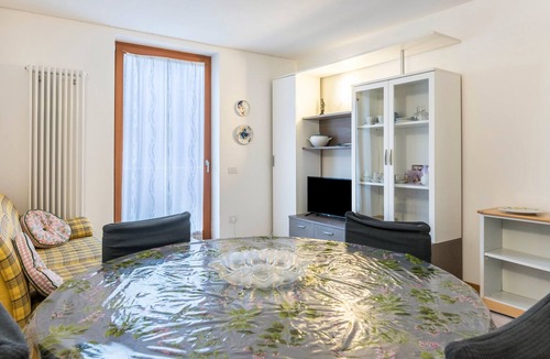 Bedollo Apartment | Apartment Casa Lidia 6 with Mountain View, Shared Garden & Wi-Fi