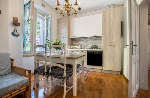 Sella Giudicarie Apartment | Apartment 'Casa Nel Borgo' with Mountain View and Shared Garden
