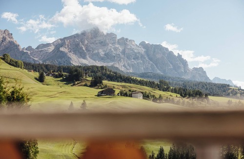 Badia Apartment | Apartment 'Ciasa Willy Conturines' with Mountain View, Balcony & Wi-Fi