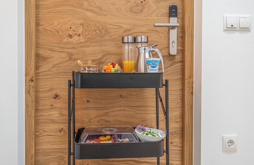 Parcines Apartment | Apartment "Engel Stodl" with Mountain View, A/C, Wi-Fi, Balcony, Sauna & Terrace