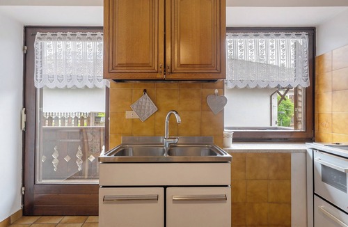 Trodena Apartment | Apartment 'Girasole Truden' with Mountain View, Shared Garden and Wi-Fi