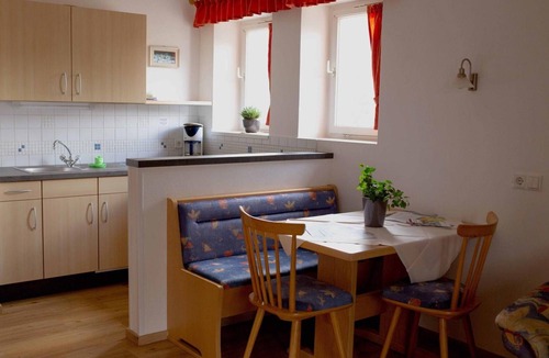Schenna Apartment | Apartment 'Haus Bernhard A' with Mountain View, Balcony and Wi-Fi