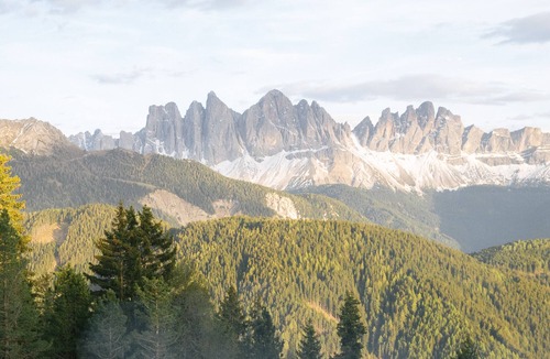 Bressanone Apartment | Apartment Hotel "Anders Mountain Suites 1" with Private Sauna, Slope Access & Wi-Fi