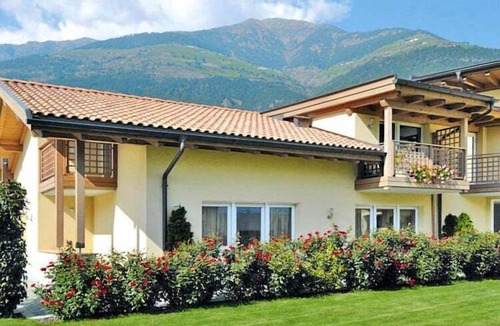 Silandro Apartment | Apartment in Schlanders near Stelvio Park