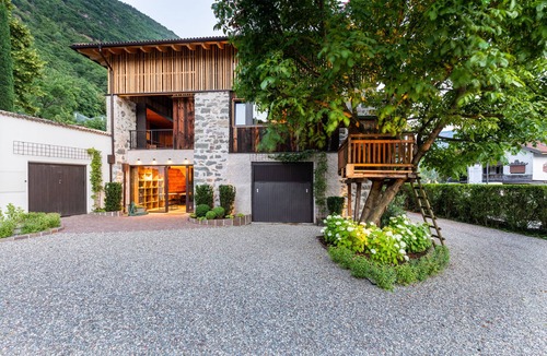 Postal Apartment | Apartment "Innerbachlerhof Laugen" with Wi-Fi, Air Conditioning, Garden & Pool