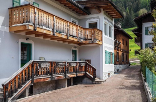 San Giovanni di Fassa Apartment | Apartment "Ciasa Lino Sas da le Doudesc" with Mountain View & Wi-Fi