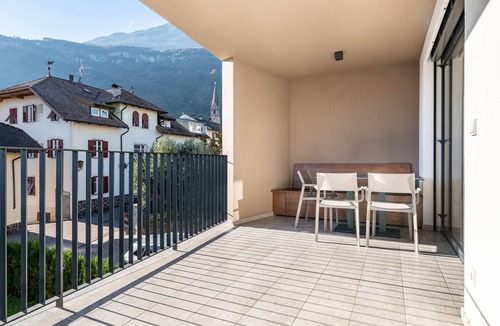 Tramin Apartment | Apartment "Karin - Gala" with Shared Terrace & Wi-Fi