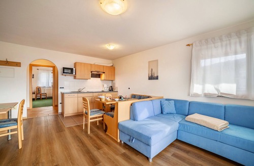 Meltina Apartment | Apartment 'Klausthaler Ferienwohnung B' with Mountain View, Shared Terrace and Wi-Fi
