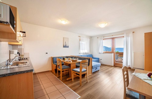 Meltina Apartment | Apartment 'Klausthaler Ferienwohnung B' with Mountain View, Shared Terrace and Wi-Fi