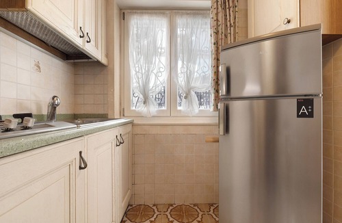 Roncone Apartment | Apartment 'La Casa Di Nonna Elena Piano Primo' with Mountain View, Private Garden and Wi-Fi