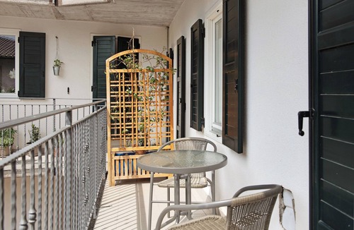Baselga di Pine Apartment | Apartment 'Lago di Serraia' with Mountain View, Balcony & Wi-Fi