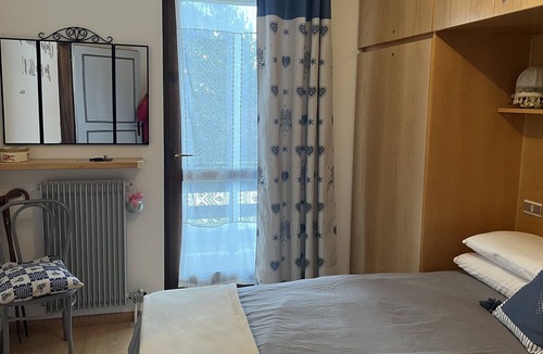 Dosso Veronza Apartment | Apartment 'Lagorai 25 Villaggio Veronza' with Mountain View, Shared Garden and Wi-Fi