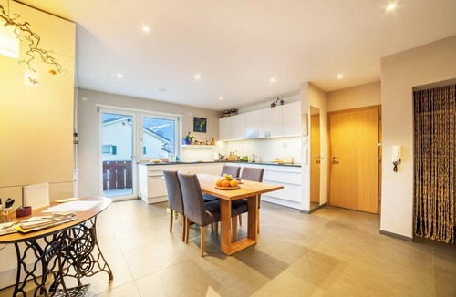 Naturno Apartment | Apartment 'Lieblingsplatzl' with Balcony, Garden & Wi-Fi