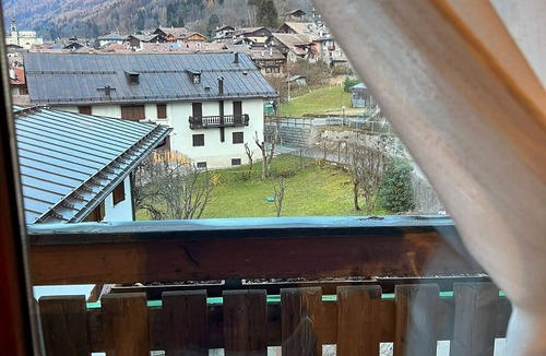 Bocenago Apartment | Apartment “Mansarda tra le Dolomiti di Brenta" with Mountain View & Balcony