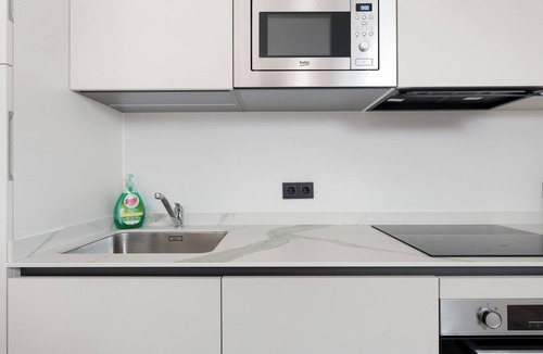 Laives Apartment | Apartment 'Maso Renner 5' with Mountain View, Wi-Fi and Air Conditioning