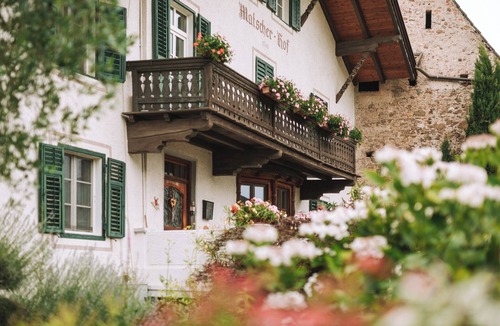 Lana Apartment | Apartment 'Matscherhof Family 2' with Mountain View, Wi-Fi and Air Conditioning