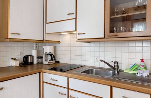 Plaus Apartment | Apartment 'Mayr Drei' with Mountain View, Balcony and Wi-Fi