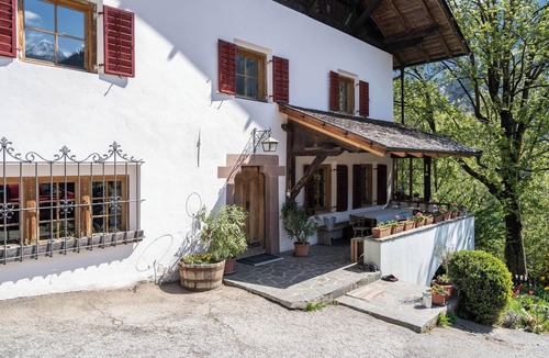 San Pancrazio Apartment | Apartment 'Mayrhof Tanne' with Mountain View, Wi-Fi, Balcony & Garden