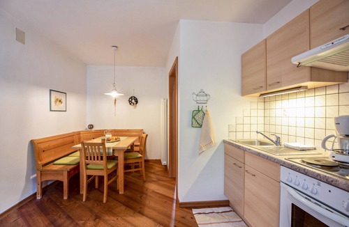 Montagna Apartment | 'Apartment Morgenlicht' with Balcony & Wi-Fi
