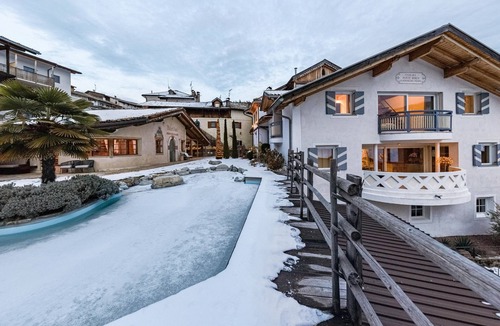 Trodena Apartment | Apartment 'Naturoase Stegerhof Iris' with Mountain View, Shared Pool and Sauna