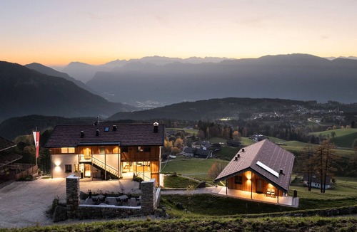 Aldino Apartment | Apartment 'Nidum' with Mountain View, Private Garden and Wi-Fi