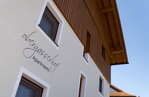 San Lorenzo di Sebato Apartment | Apartment 'Obergasserhof Hüttengaudi' with Mountain View, Shared Garden and Wi-Fi
