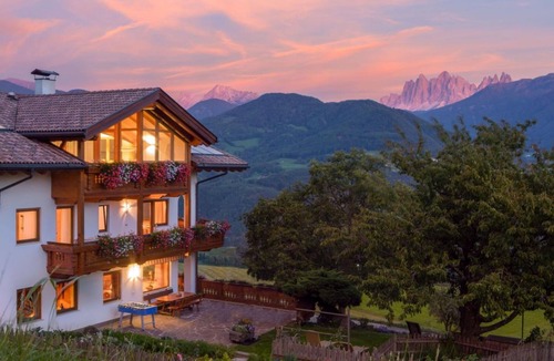 Feldthurns Apartment | Apartment on the mountain, with sauna and wonderful panorama - apartment for 3-7 people