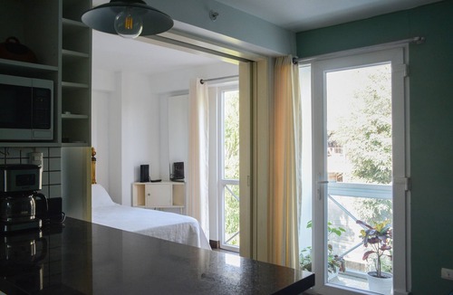 Barranco Apartment | Apartment one block from Barranco's Malecón