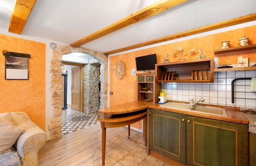Padola Apartment | Apartment 'Padola 72' with Mountain View and Wi-Fi