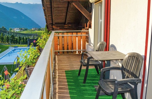 Lana Apartment | Apartment 'Residence Sonnegg 5' with Mountain View, Shared Pool and Wi-Fi