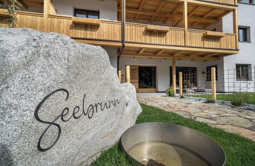 Pracupola Apartment | Apartment “Seebrunn - Kaserfeld Alm” with Mountain View, Terrace & Garden