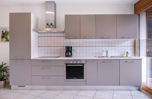 Berg/Monte Apartment | Apartment "Weingut Lahn zu Eppan Gleif" with Mountain View, Garden & Wi-Fi