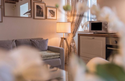 Levico Terme Apartment | Apartment “Wellness Lodge Edoardo” with Lake and Mountain View, Whirlpool & Sauna