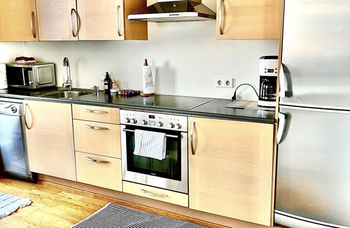 Vesturbær Apartment | Apartment with Ocean View, Downtown Reykjavik