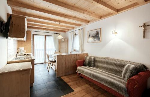 Selva di Val Gardena Apartment | Apartments Isgla