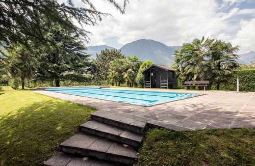 Lana Apartment | Apartments Obermayr: Apartment with outdoor pool and indoor pool