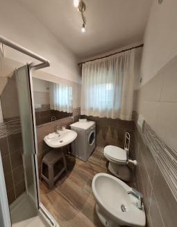 Ponte Arche Apartment | Appartamenti Pedrini