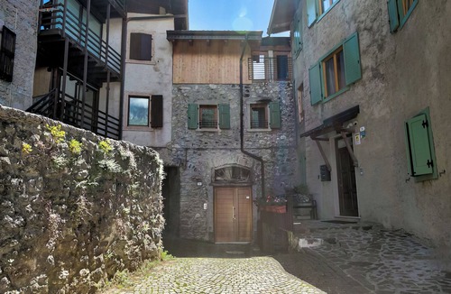 Ville del Monte Apartment | Appartamento Borgo Pastoedo, Tenno, Italy