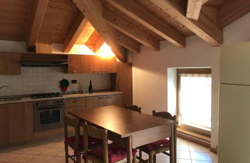 Ronzo-Chienis Apartment | Appartamento da Pia e Rinaldo