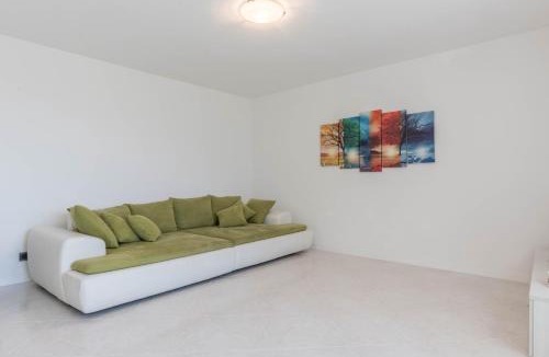 Dorsino Apartment | Appartamento dorsino