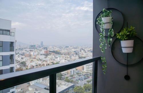 Surquillo Apartment | Arandanos 1BR w Pool in San Isidro by Wynwood House