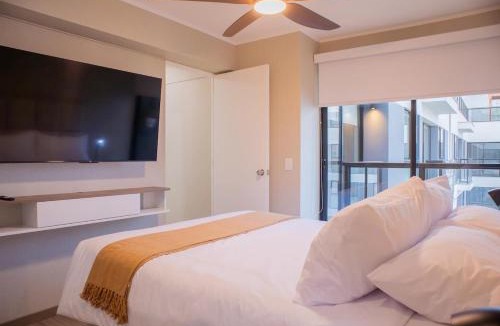 Surquillo Apartment | Arandanos 1BR w Pool in San Isidro by Wynwood House