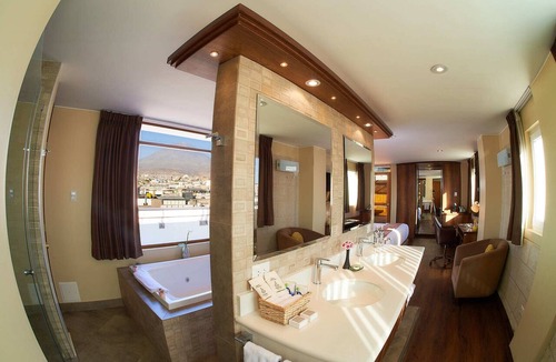 Historical Center Hotel | ARIQUEPAY HOTEL