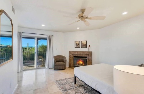 Shadow Hills House | Arnoldo, 5 Bedroom 4 full baths, pool, hot tub, views