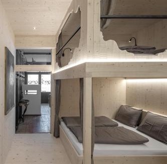 Selva di Val Gardena Apartment | Artefugium Atelier