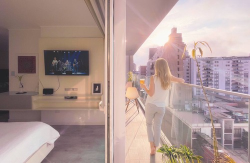 Miraflores Apartment | Artistic Loft & Heart of Miraflores with Long Balcony